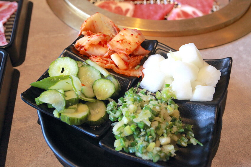 吃。台南美食|安平區。「肉次方 燒肉放題 台南府前店」台南最難訂到日式燒肉吃到飽,王品旗下肉次方南部唯