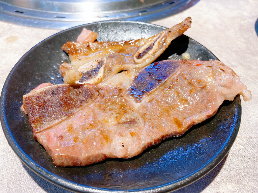 台北美食。西門町美食。肉次方。燒肉吃到飽。西門峨眉店 (22)