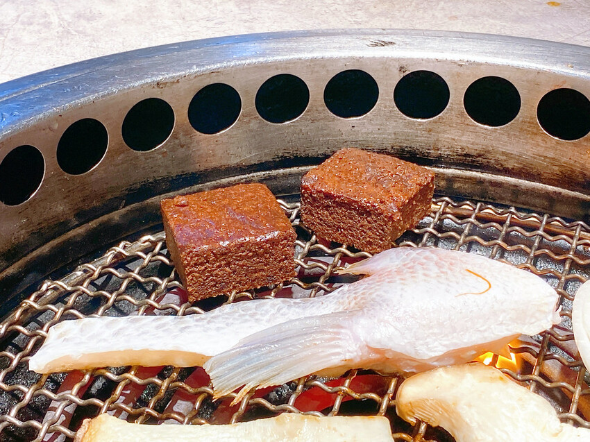 台北美食。西門町美食。肉次方。燒肉吃到飽。西門峨眉店 (30)