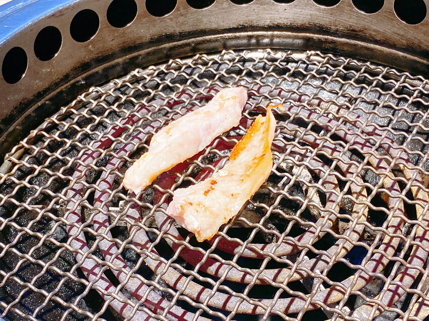 台北美食。西門町美食。肉次方。燒肉吃到飽。西門峨眉店 (24)