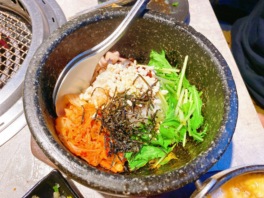 台北美食。西門町美食。肉次方。燒肉吃到飽。西門峨眉店 (31)