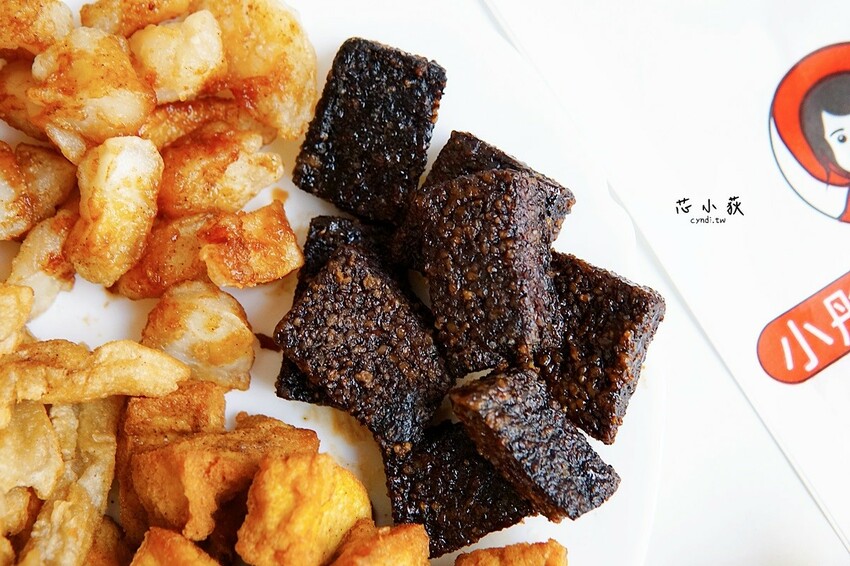 小彤帽密沾醤炸鷄排 大里總店，人氣宵夜炸物20元起，獨家鹹甜醬汁讓人難忘，現點現炸請先預訂 - Cyndi loves享食天堂