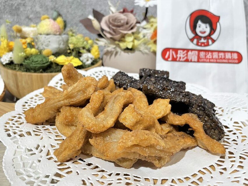 小彤帽密沾醬炸鷄排