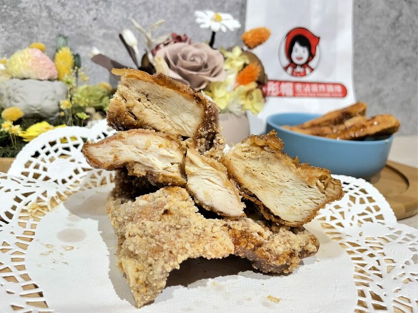 小彤帽密沾醬炸鷄排