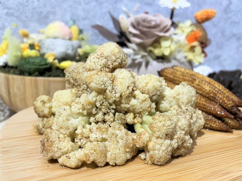 小彤帽密沾醬炸鷄排