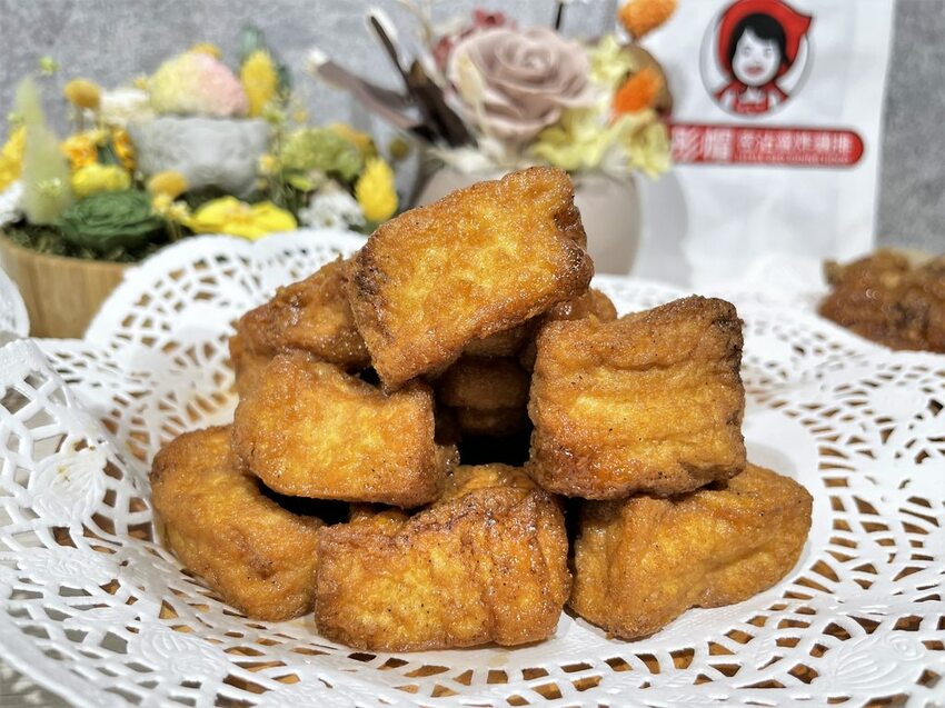 小彤帽密沾醬炸鷄排