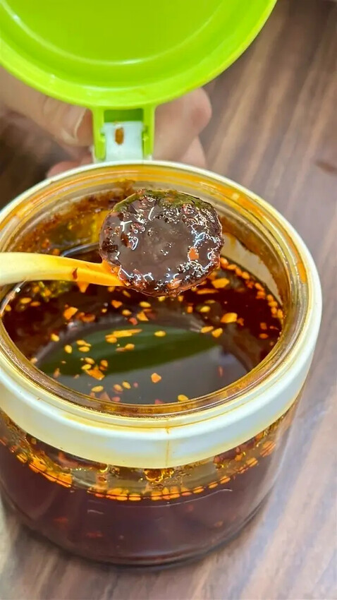 【雲林土庫美食推薦】張家牛肉麵|手切厚牛肉湯甜不膩,中藥滷味