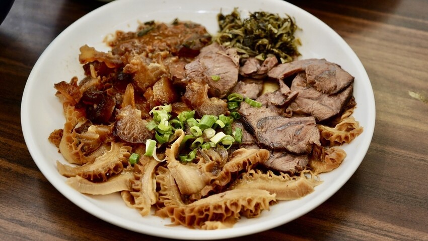 【雲林土庫美食】在地人才知道的神店!張家牛肉麵激推滷味+水餃 【雲林土庫美食】在地人才知道的神店!張家牛肉麵激推滷味+水餃