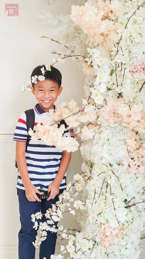 【臺南宴會】白色系歐式婚禮,可容納35桌的空間,適合宴會、會議及尾牙,活動包場也超合適~涵花庭會館 - 南人幫