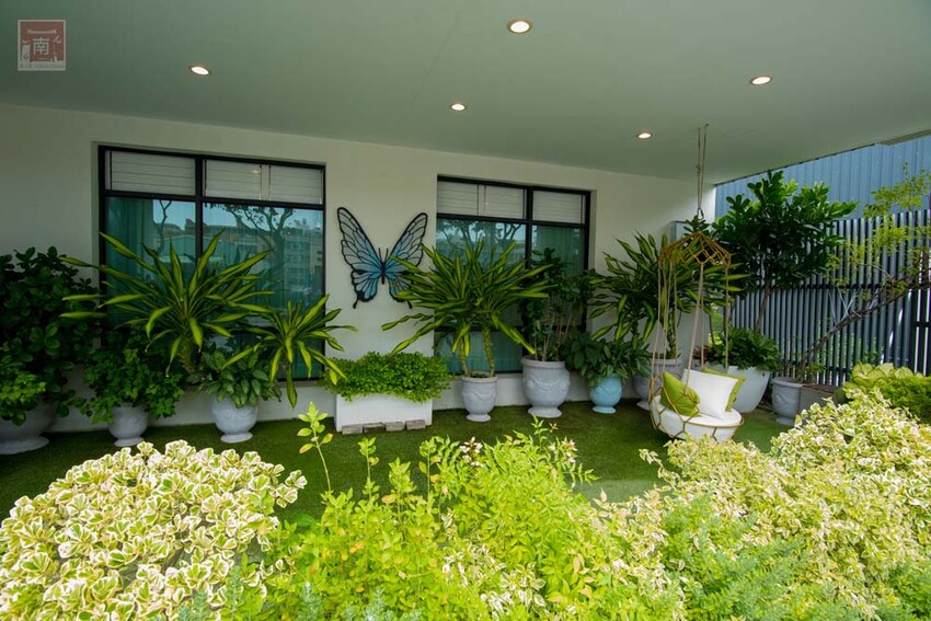 【臺南宴會】白色系歐式婚禮,可容納35桌的空間,適合宴會、會議及尾牙,活動包場也超合適~涵花庭會館 - 南人幫