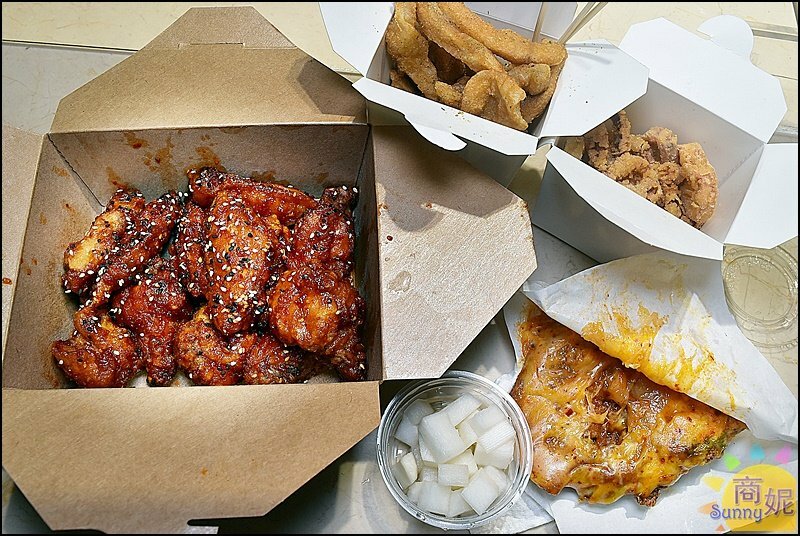 韓金量|一中中友逛街美食懷念韓國味!皮酥肉嫩一咬爆汁必點韓式炸雞.辣醬雞翅.雞腿排-商妮吃喝遊樂