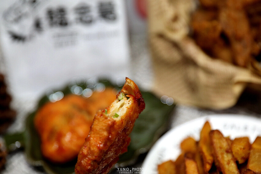 不用飛韓國 路邊攤韓式炸雞底加啦!辣的夠味的辣炒年糕搭配韓式炸雞 營業到凌晨一點半