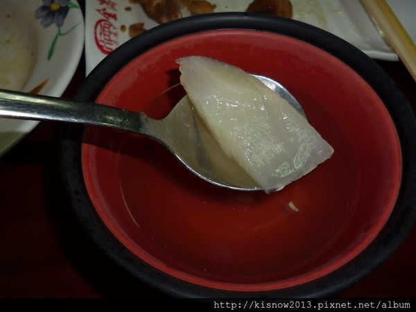 金滿園排骨(原金園排骨):外酥內嫩的排骨飯--金滿園排骨飯体驗心得