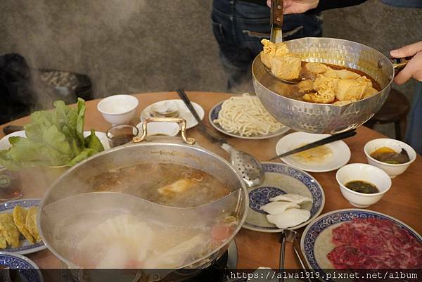 DSC02776-貢鍋共鍋麻辣鍋專賣店.JPG
