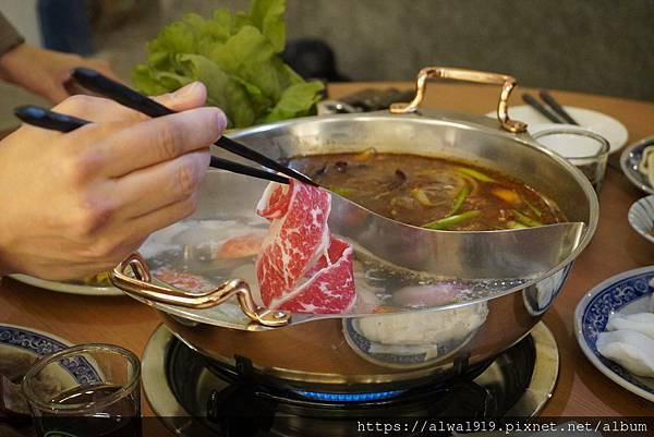 DSC02759-貢鍋共鍋麻辣鍋專賣店.JPG