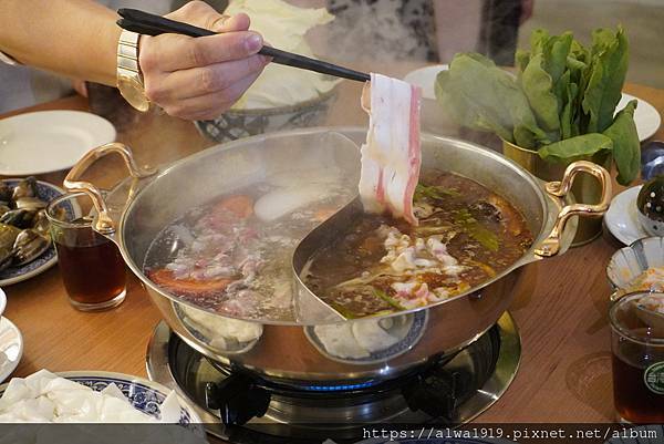 DSC02767-貢鍋共鍋麻辣鍋專賣店.JPG