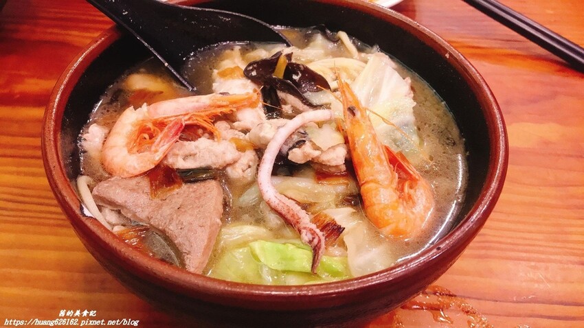 【台北萬華區】萬華美食60年老店『麗珠什錦麵』到底是麗珠什錦麵好吃,還是名廚什錦麵好吃?