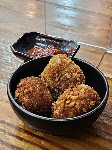 (胖樺食記)捷運龍山寺小吃「麗珠什錦麵」/路過不會失望的家常 (胖樺食記)捷運龍山寺小吃「麗珠什錦麵」/路過不會失望的家常