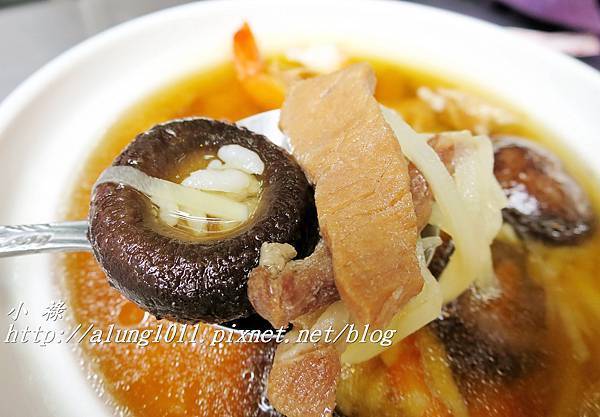 石精臼蚵仔煎 (12).JPG