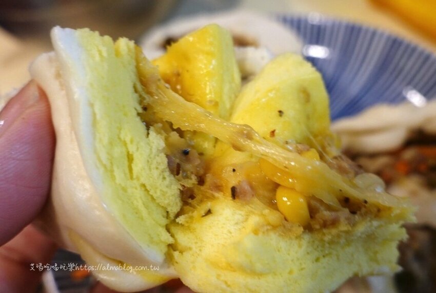 〖元氣genki包子〗讓外地鄉民吃驚！北部10元也能買到鮮肉包．大菜獅子頭也包進去．大家買都是一大袋 - 艾瑪▪ 享受吃喝玩樂札記