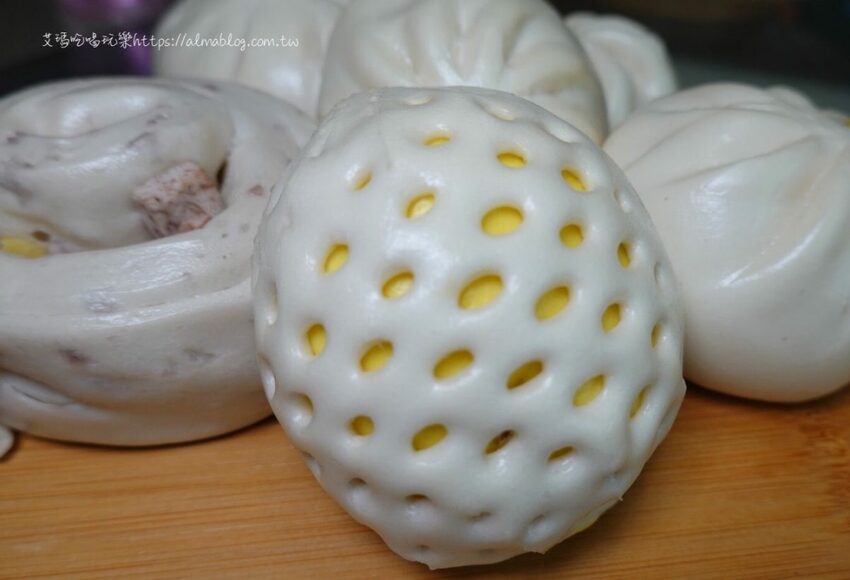 〖元氣genki包子〗讓外地鄉民吃驚！北部10元也能買到鮮肉包．大菜獅子頭也包進去．大家買都是一大袋 - 艾瑪▪ 享受吃喝玩樂札記