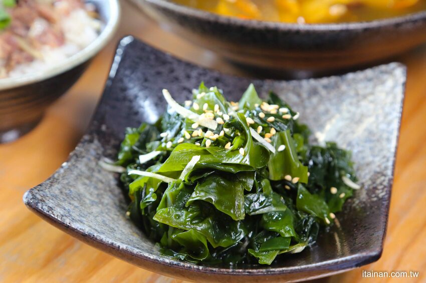 燒肉飯加溫泉蛋居然只要50元!!台南海安路「食之樂」在地美食私房料理(打卡送溫泉蛋) - 台南好Food遊