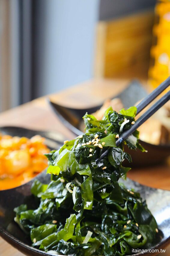 燒肉飯加溫泉蛋居然只要50元!!台南海安路「食之樂」在地美食私房料理(打卡送溫泉蛋) - 台南好Food遊