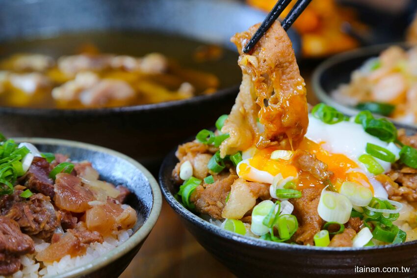 燒肉飯加溫泉蛋居然只要50元!!台南海安路「食之樂」在地美食私房料理(打卡送溫泉蛋) - 台南好Food遊