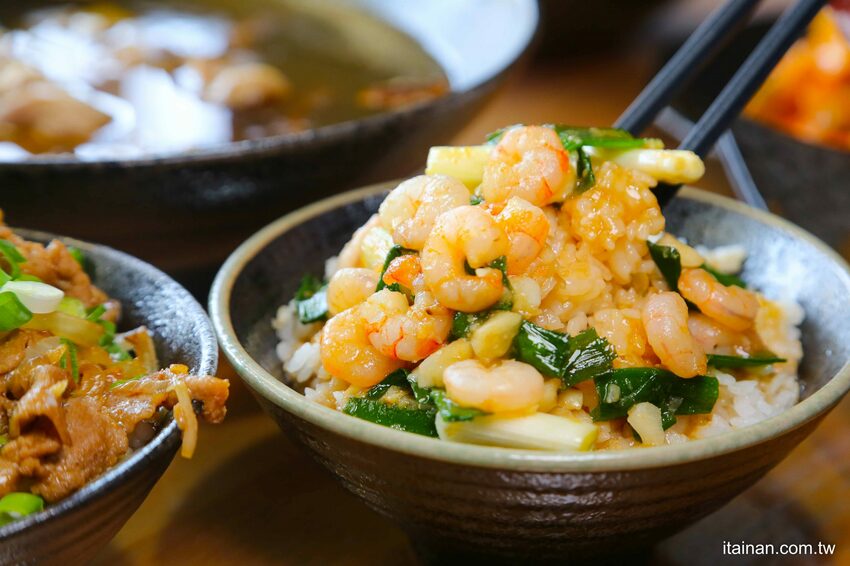 燒肉飯加溫泉蛋居然只要50元!!台南海安路「食之樂」在地美食私房料理(打卡送溫泉蛋) - 台南好Food遊