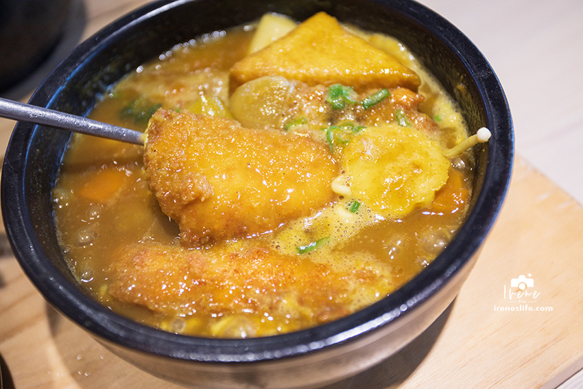 健康純粹的堅果禮盒，五月特別推出母親節禮盒，堅果加有機茶包，與最愛的家人享受美好的時光．綠禾苑 @Irenes 食旅．時旅