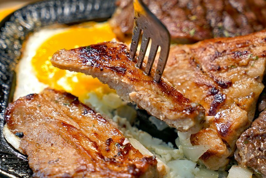 【彰化員林】王牪牛排.2D漫畫+軌道自動送餐的平價牛排店,好拍又好吃!