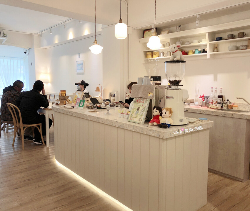 【台北-大安區】Soloist! Café彷彿走進童話故事世界的特色咖啡廳 六張犁捷運站的溫馨療癒系咖啡廳推薦