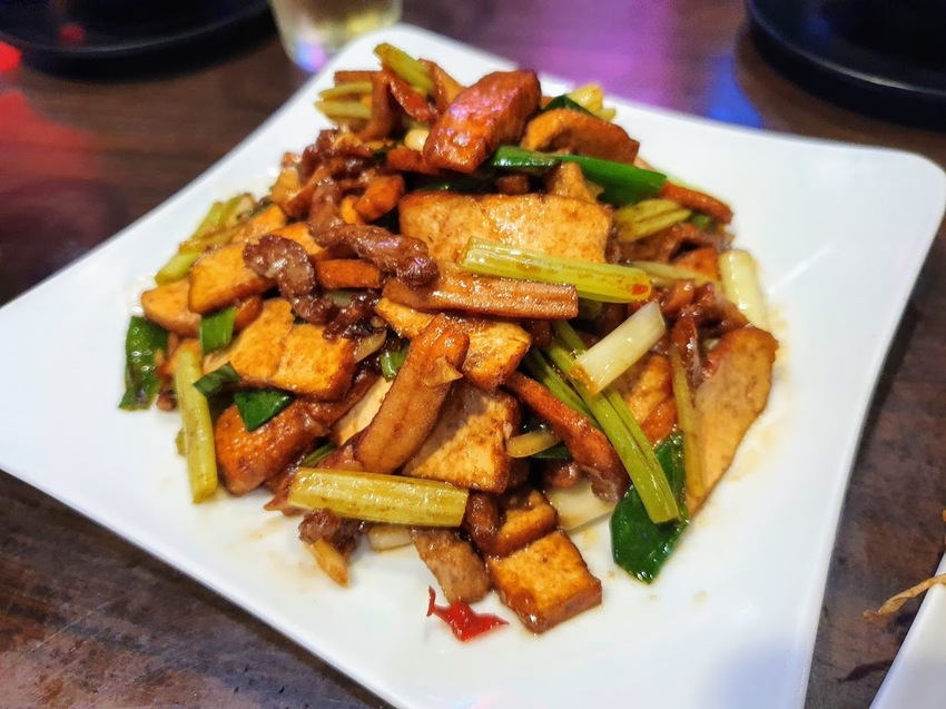 [食]新北 營業至深夜一點 料多味美 無可挑剔的好味道~汐止 水仩鮮精緻時尚熱炒