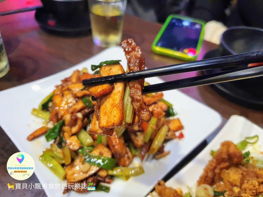 [食]新北 營業至深夜一點 料多味美 無可挑剔的好味道~汐止 水仩鮮精緻時尚熱炒