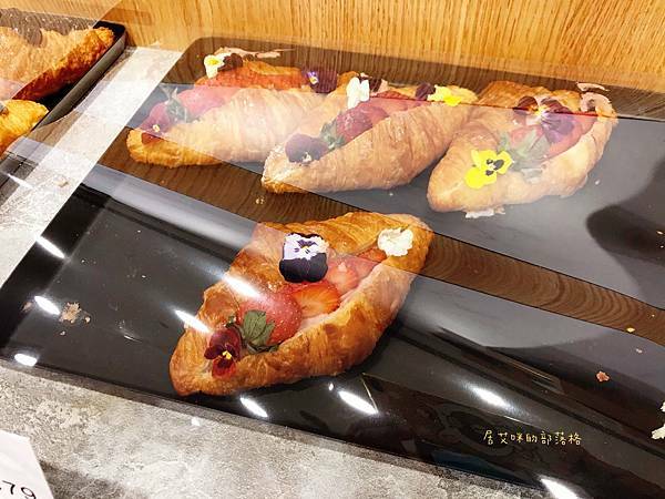 B507D7AC-FD8D-4381-BC2C-F982F0414815.jpeg B507D7AC-FD8D-4381-BC2C-F982F0414815.jpeg