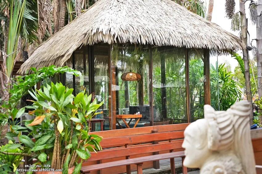 高雄泰菜攻略！夜泰美淨園農場店玻璃屋包廂超有Fu，親子同遊的好去處。