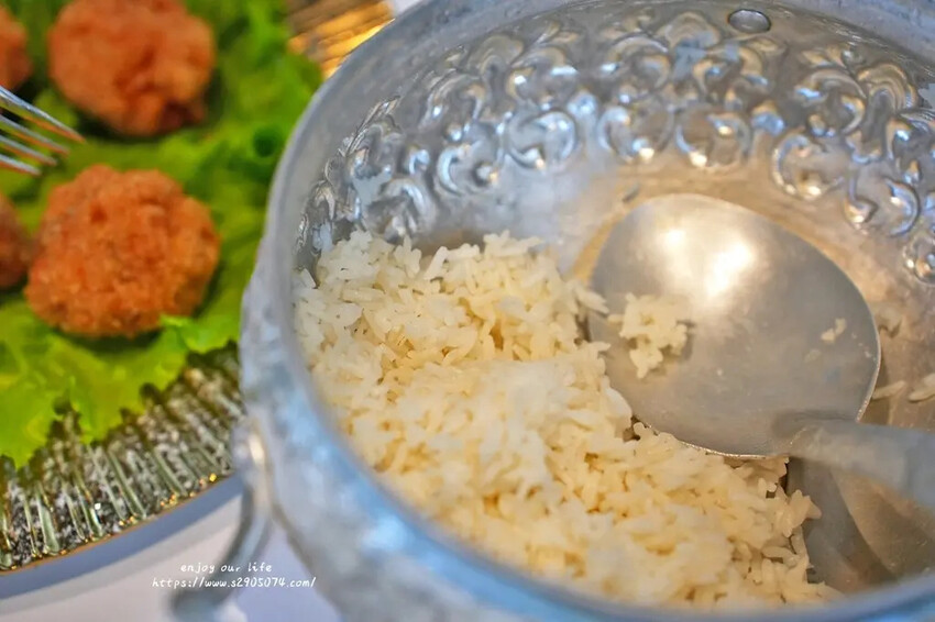 高雄泰菜攻略！夜泰美淨園農場店玻璃屋包廂超有Fu，親子同遊的好去處。