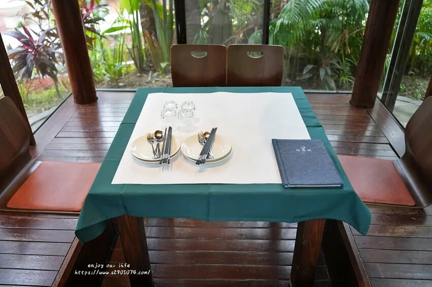 高雄泰菜攻略！夜泰美淨園農場店玻璃屋包廂超有Fu，親子同遊的好去處。