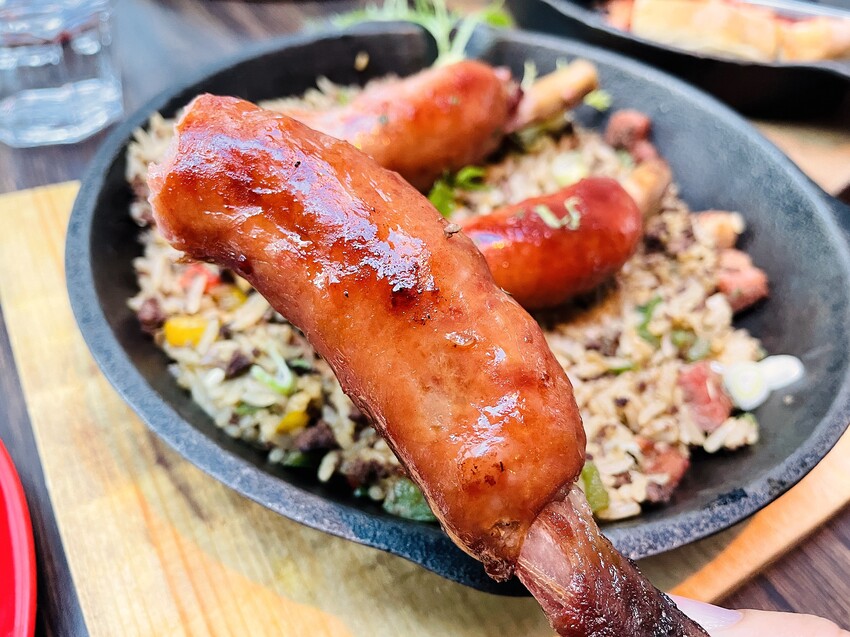 【ABV美式餐酒館】台北東區大安區美式餐廳推薦!以十九世紀淘金潮為發想,開礦拓荒極具野性的西部風格│300款的世界精釀啤酒任你挑│快揪三五好友一起大烤吃肉大口喝酒!