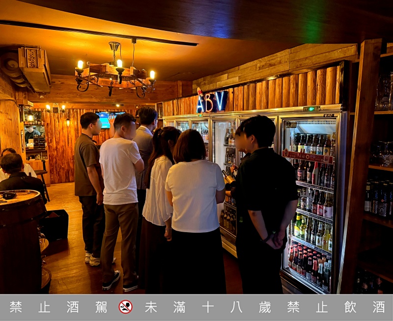 台北市大安區台北美式餐酒館推薦|ABV美式餐酒館敦化店 精釀啤酒300款 × 愛達荷州限定美食 × 美式經典必吃推薦