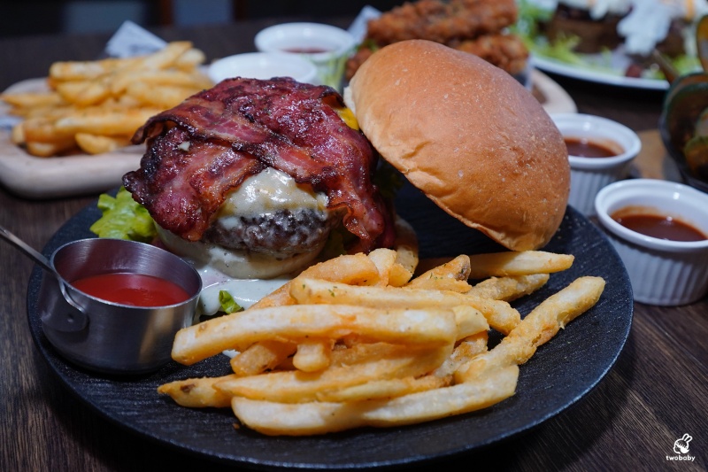 台北市大安區台北美式餐酒館推薦|ABV美式餐酒館敦化店 精釀啤酒300款 × 愛達荷州限定美食 × 美式經典必吃推薦