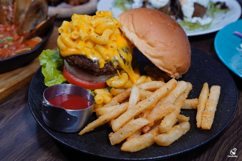 台北市大安區台北美式餐酒館推薦|ABV美式餐酒館敦化店 精釀啤酒300款 × 愛達荷州限定美食 × 美式經典必吃推薦