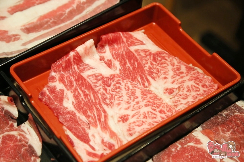 【台南吃到飽】南台灣第一間「和牛涮」！老饕級和牛超狂三吃，就是要讓你吃到作夢也會笑~ - 熱血玩台南。跳躍新世界