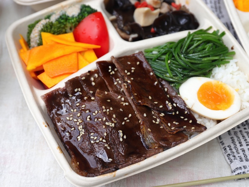 和牛涮 日式鍋物放題 台南中華西店：王品集團旗下的和牛涮涮火鍋吃到飽也推出外帶定食.和牛鍋物.讓你宅在家也能吃好又吃飽｜台南外帶外送美食推薦.Uber eats - 進食的巨鼠