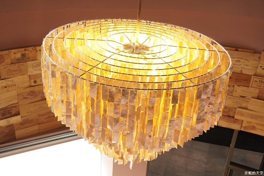 [ 新莊最美酒吧咖啡館 獨角獸unicorn.cafe.bar]白天是不限時咖啡館 晚上是微醺酒吧 下午茶套餐260元 給你偽出國的放鬆情調 - 安妮的天空