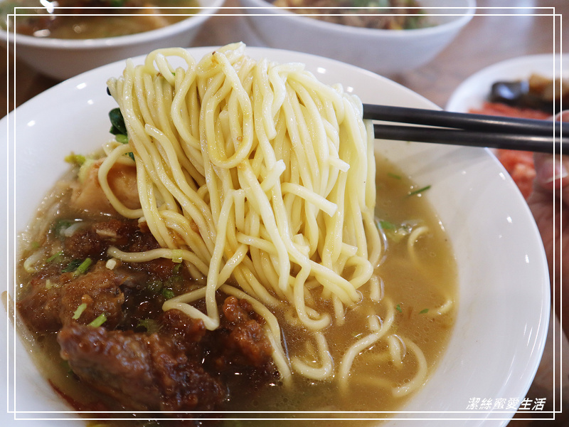 竹東邱記排骨酥麵-新竹/在地老店新裝潢.台式文青麵食館 - 潔絲蜜愛生活