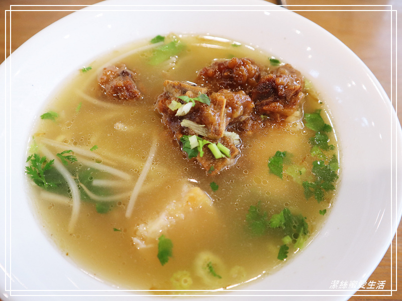 竹東邱記排骨酥麵-新竹/在地老店新裝潢.台式文青麵食館 - 潔絲蜜愛生活