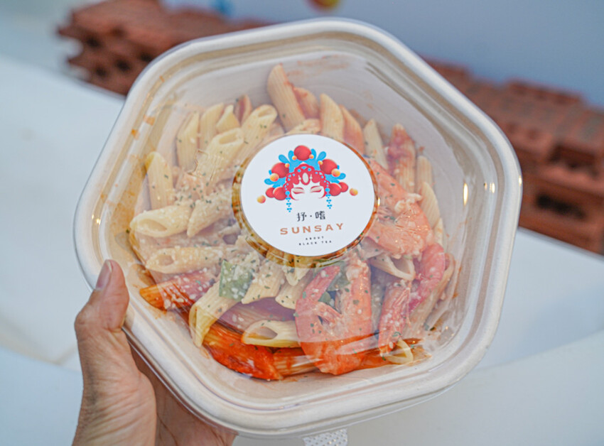 高雄最慵懶放鬆的露天景觀 抒嗜sunsay tea，品茶、休閒、哈拉聊天吃美食、表演駐唱、高雄最桑的所在 - 跟著尼力吃喝玩樂＆親子生活