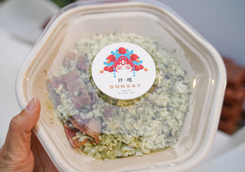 高雄最慵懶放鬆的露天景觀 抒嗜sunsay tea，品茶、休閒、哈拉聊天吃美食、表演駐唱、高雄最桑的所在 - 跟著尼力吃喝玩樂＆親子生活