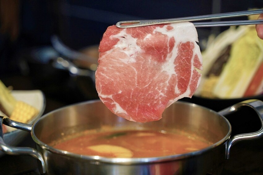 【彰化員林】平價個人鍋物推薦『神王鍋物料理』,套餐298元起,附餐、菜盤、自助吧飲料、明治冰淇淋皆為無限供應!超高CP值! - 阿華田的美食日記